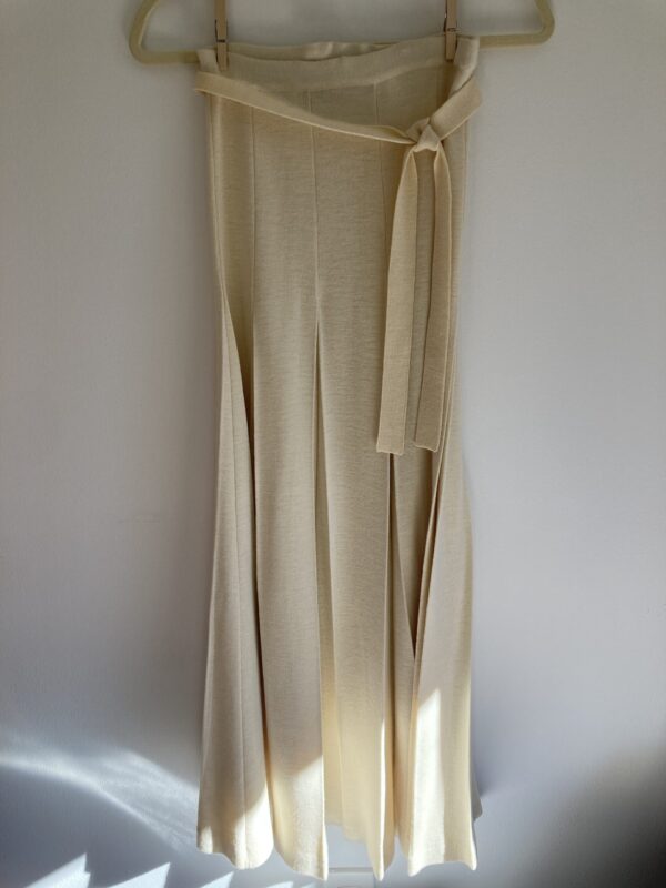 Gino Paoli ~ 1960s Cream & Gold Two-Piece Set Pleat Skirt + Top ~ Mint Vintage - Image 8