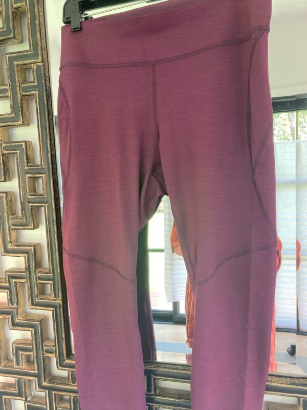 Outdoor Voices Leggings Size XL MoveFree 7/8 ~ Tech Sweat ~ Purple & Pristine!