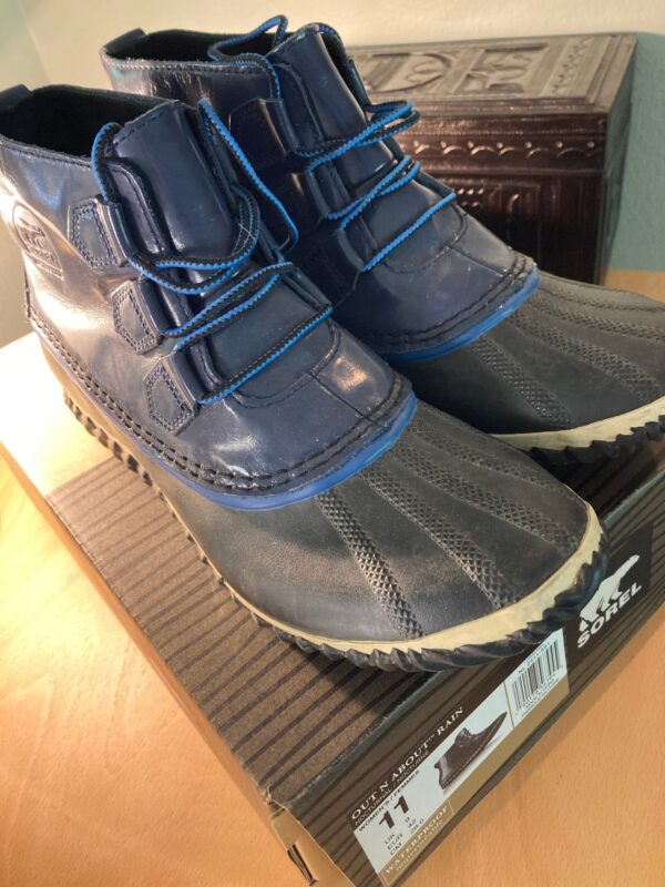Sorel Out & About Rain Boots ~ Waterproof ~ Navy & Black ~ With Box ~ Sz 11