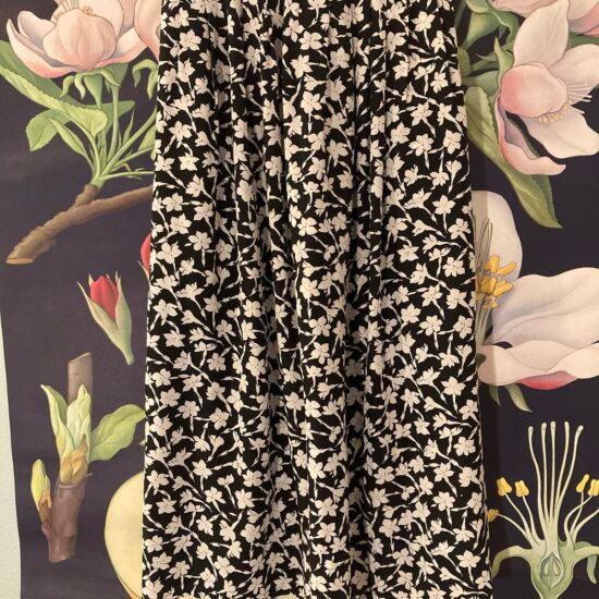 VINTAGE Royal Silk Japan Black & White Floral Print Skirt ~ Sx 4 ~ Like YSL Rive