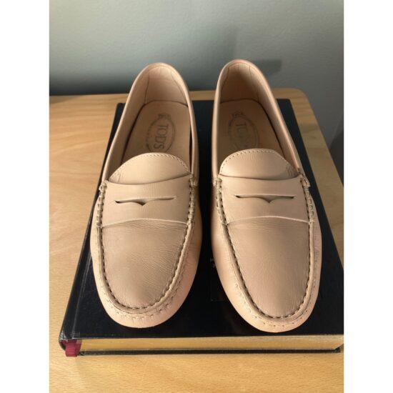 TOD'S Gommino Donna Leather Moccasin Peach Pink Glove Driving Loafers Sz 38 8